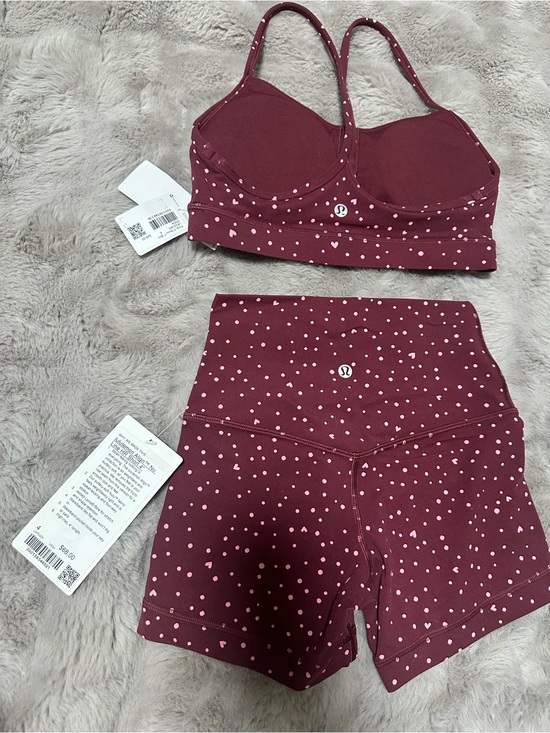 lululemon athletica Pants - NWT lululemon heart scatter dot burgundy Size 6 Size 4